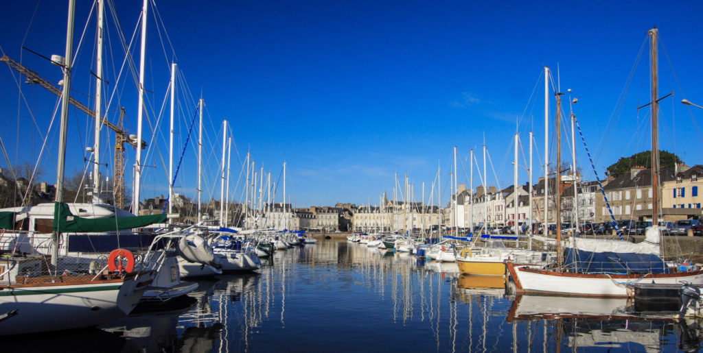 Vannes harbour, in the front of the city